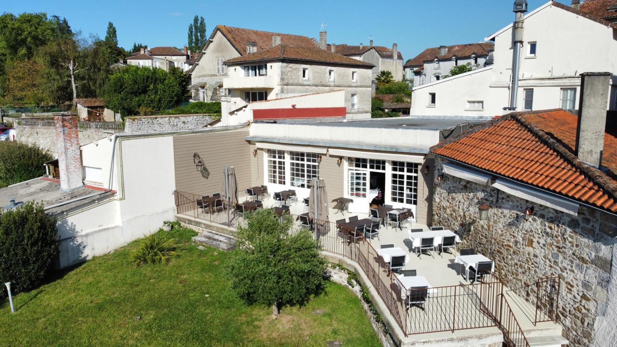 Logis Grand Hotel Pelisson Nontron Exterior foto